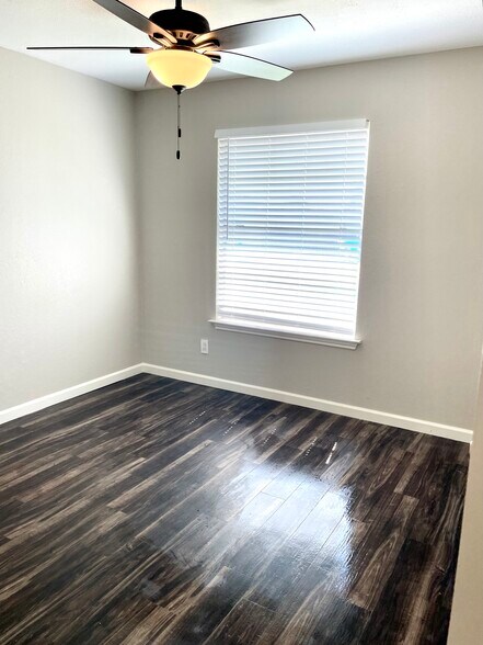 Building Photo - 13030 Quail Dr