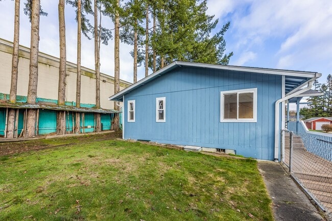 Building Photo - One Level Lifestyle in Snohomish