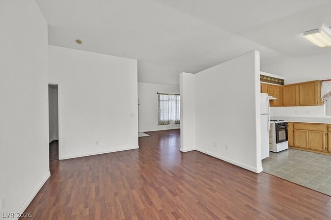 Building Photo - 1199 Sunfire Ave