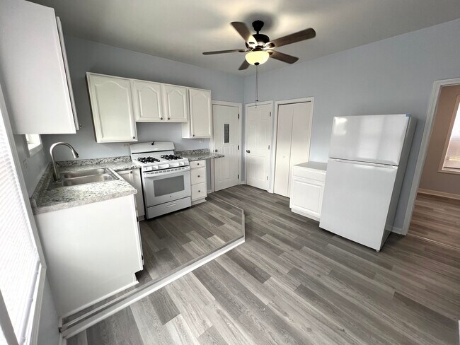 Building Photo - 3002 Green St