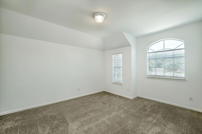 Building Photo - 2403 Vestavia Ridge Ln