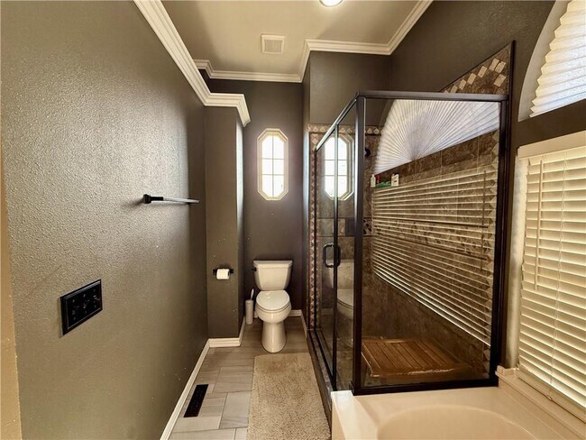 Building Photo - 101 Fox Glove Ln