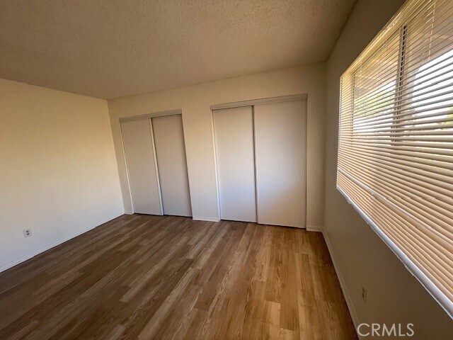 Building Photo - 876 W Whittier Ave