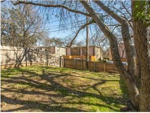 Building Photo - 6403 Auburn Dr