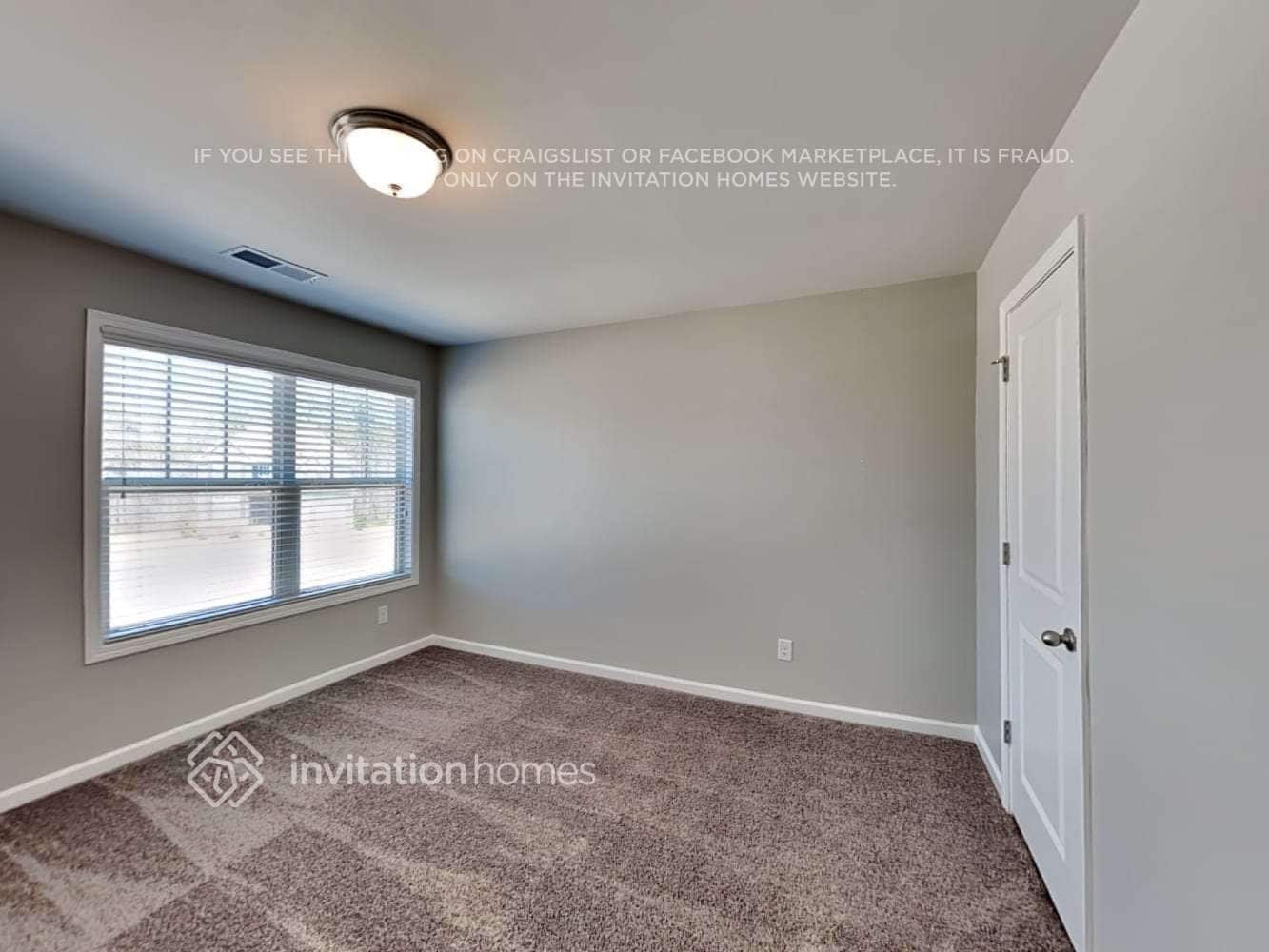 Building Photo - 212 Sage Dr