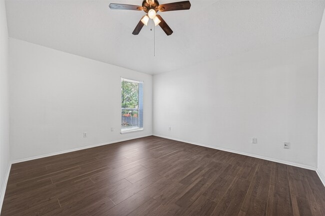 Building Photo - 11718 Inga Ln