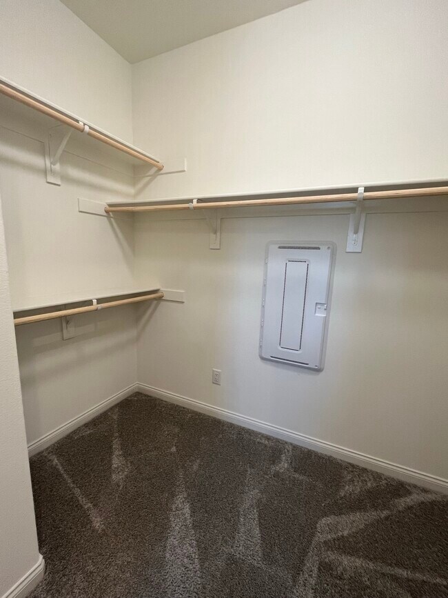 Building Photo - 54 Harmony Dr