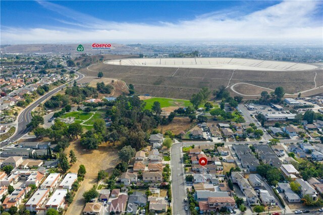 Building Photo - 607 S Sefton Ave