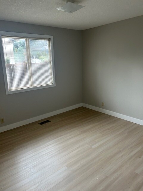 Building Photo - 20813 SW Celebrity Ln