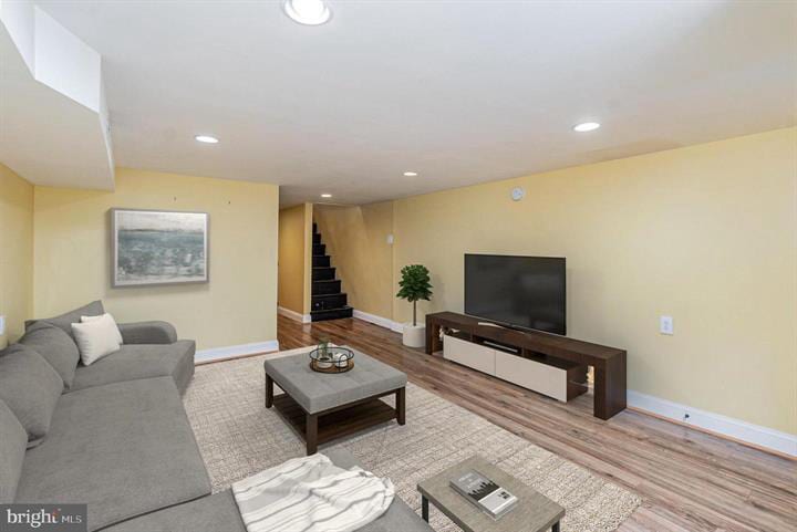 Building Photo - 217 S Clinton St