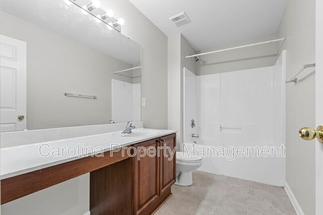 Building Photo - 5006 Rosewater Ln