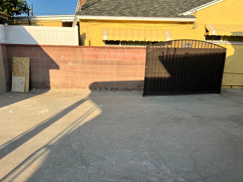 Building Photo - 11425 Quinn St