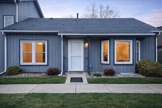 Building Photo - 6070 Pennsylvania Dr