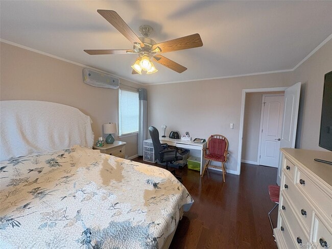 Building Photo - 58-36 Bell Blvd