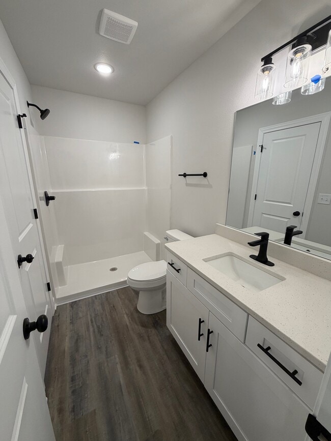 Building Photo - 83 SE 351st Rd