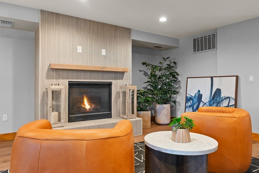 Building Photo - ALTITUDE BY VINTAGE