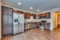 Building Photo - 12654 Pond View Rd