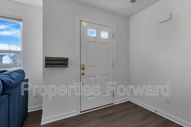 Building Photo - 21 Thurber Rd