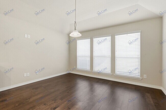 Building Photo - 140 Wilson Cliff Dr