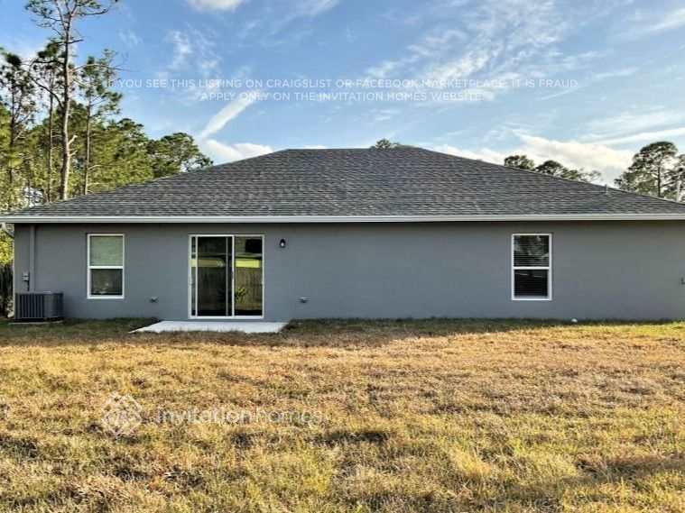 Building Photo - 4666 SW Cacao St