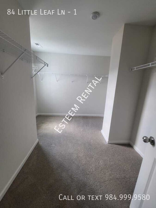 Building Photo - 84 Little Leaf Ln