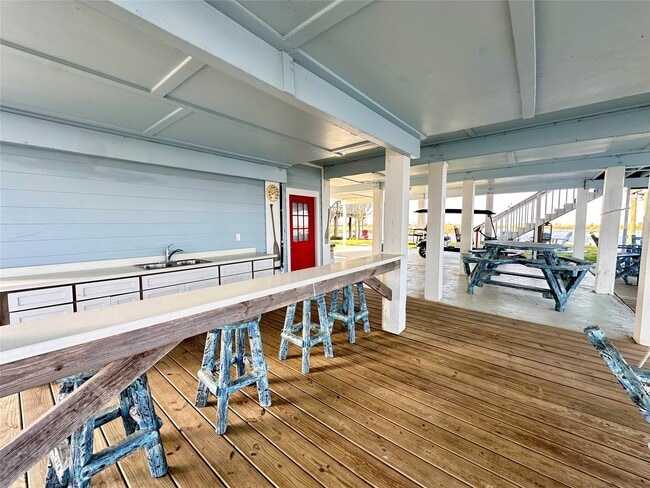 Building Photo - 395 Redfish Dr