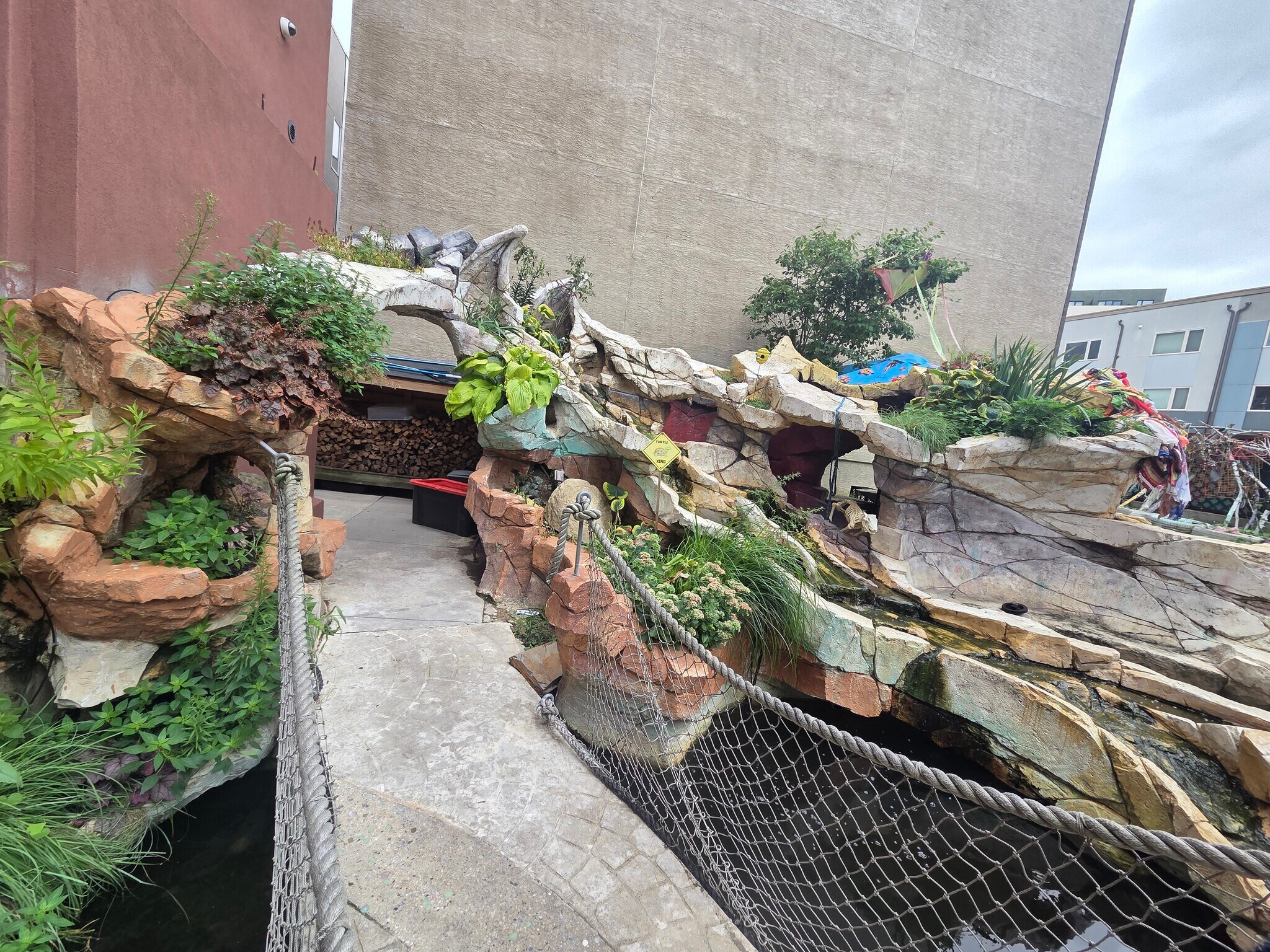 Building Photo - 1169 Hope St