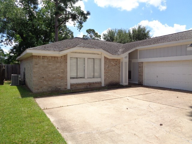 Building Photo - 1227 Strawberry Park Ln