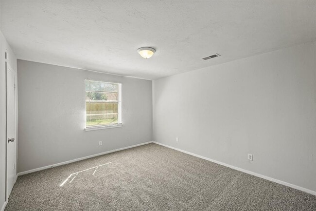 Building Photo - 4403 Trafalgar Dr