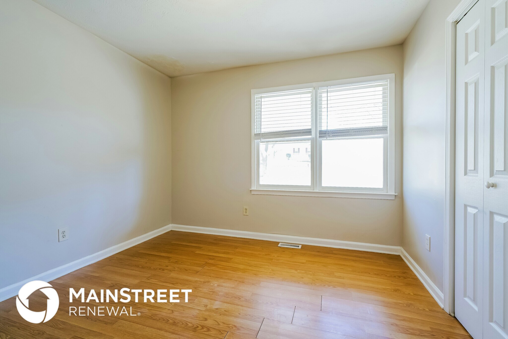 Building Photo - 315 Bakers Bridge Cir