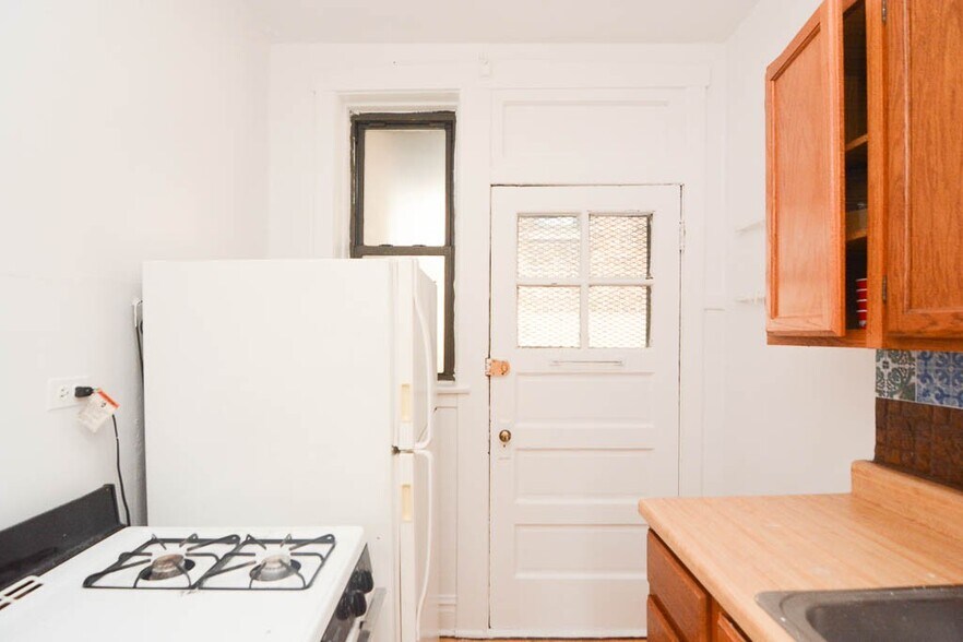 Building Photo - 3730 N Fremont St