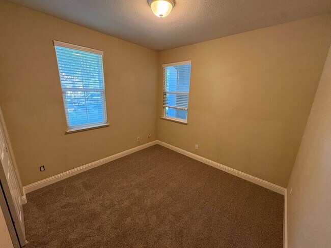 Building Photo - Beautiful 3 bed 2 Bath Home in Mountain House
