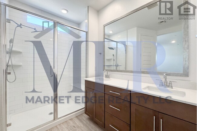 Building Photo - 5Bed/3Bath Home in Vistancia! $399 MOVE-IN...