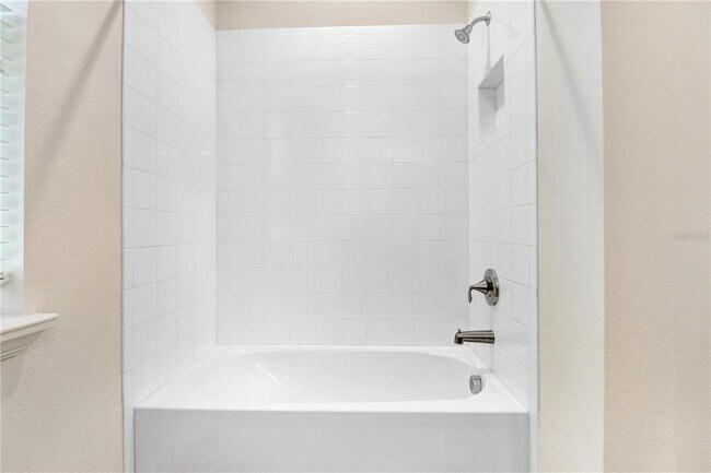 Building Photo - 16325 Hyde Manor Dr