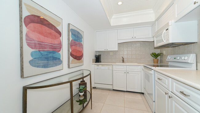 Building Photo - 6019 W Peppertree Way
