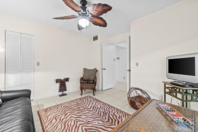 Building Photo - 10203 Mangrove Dr