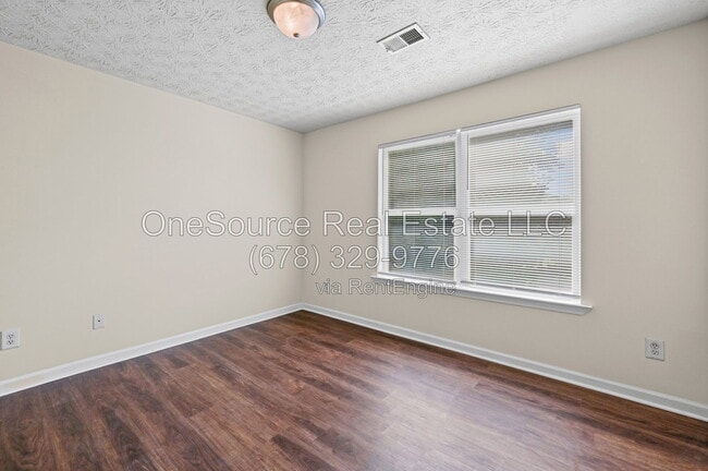 Building Photo - 3202 Fairington Club Dr