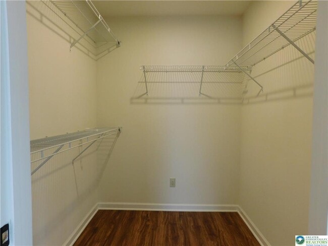 Building Photo - 821 Masslich St