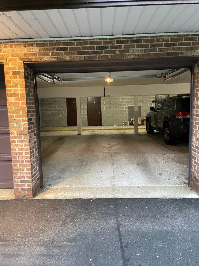Building Photo - 70 Harristown Rd