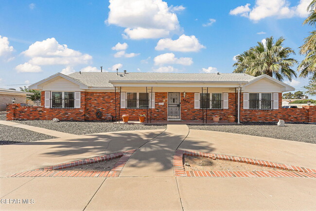 Building Photo - 9000 McCabe Dr