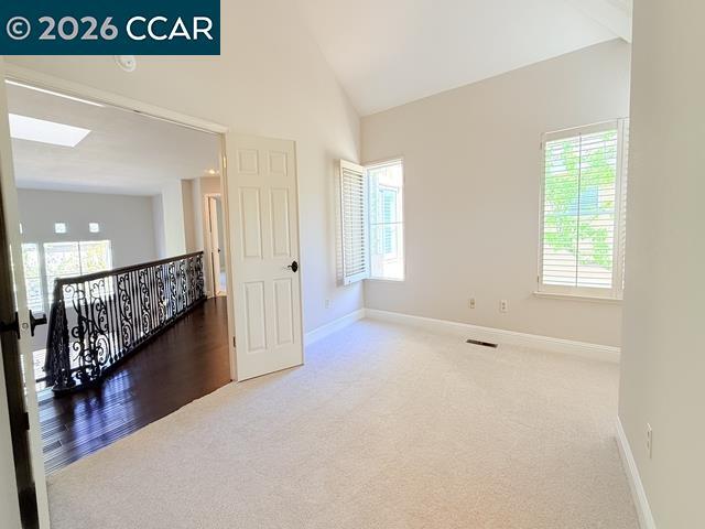 Building Photo - 6220 Lakeview Cir