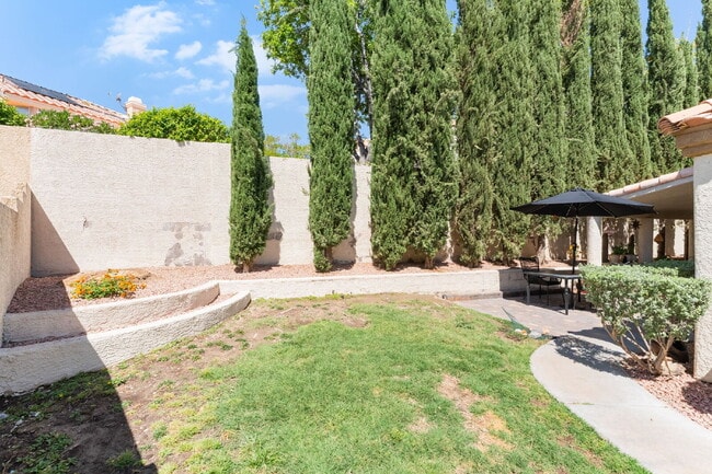 Building Photo - Summerlin 3 Bed / 2.5 Bath Home with Full Solar Panel Use! — Available October 5, 2026