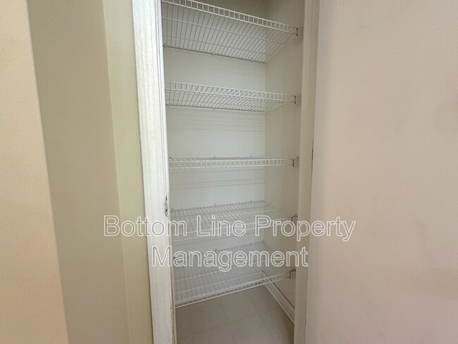 Building Photo - 131 Camforth Dr