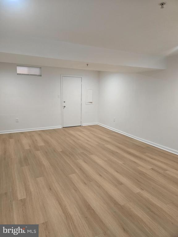 Building Photo - 8839 Ritchboro Rd