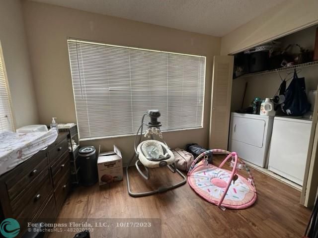 Building Photo - 12980 Vista Isles Dr