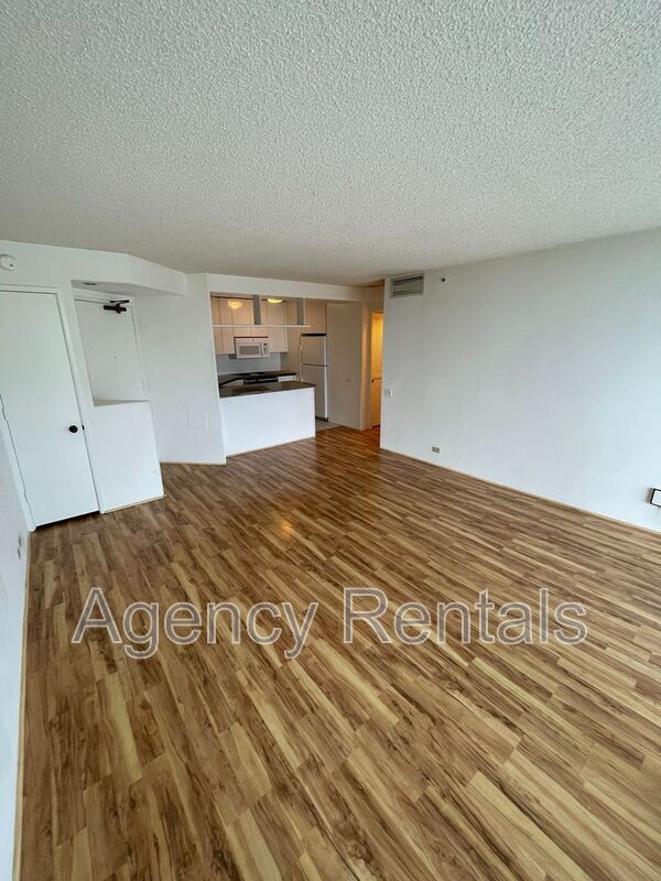 Building Photo - 1212 Nuuanu Ave