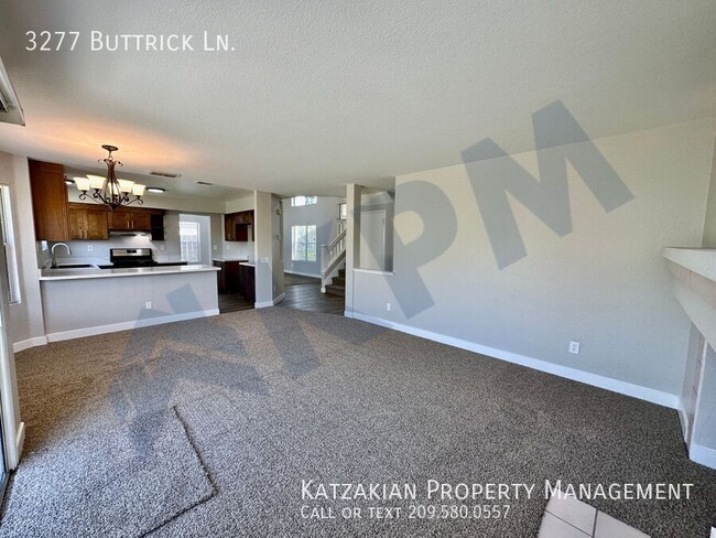 Building Photo - Remodeled 2-Story 4-Bedroom 3-Bath Weston ...