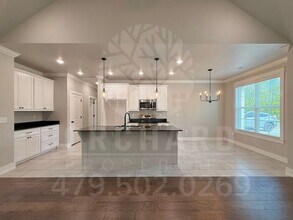 Building Photo - Bella Vista Single-Family Home- 3 Bed/ 2 Bath- Well-Designed Fernley Plan