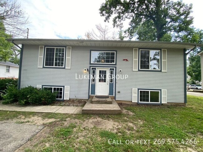 Building Photo - 1113 Kimbark Ave