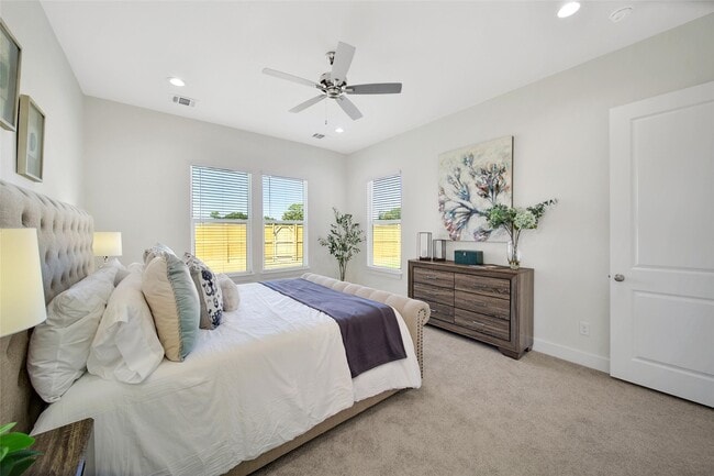 Building Photo - 7611 Athlone Dr